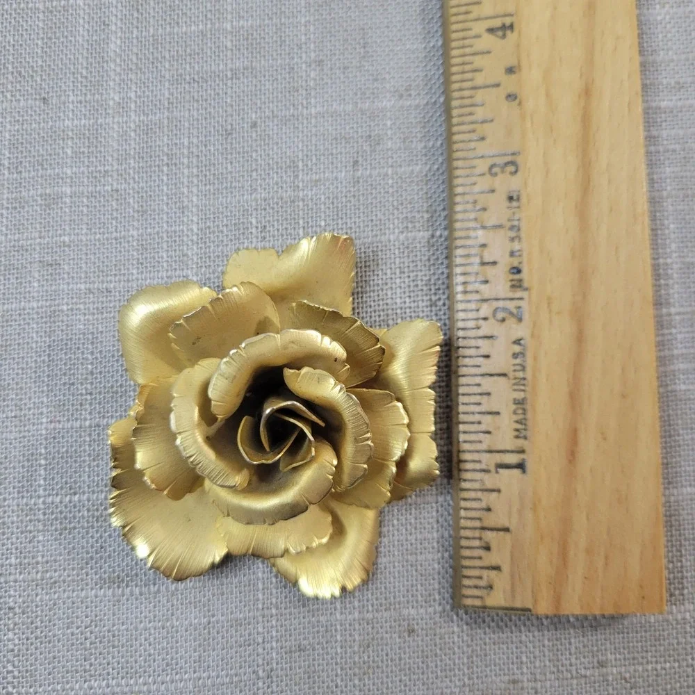 Vintage Lisner Gold Tone Rose Flower Brooch Pin 2.25 Inch Cottagecore